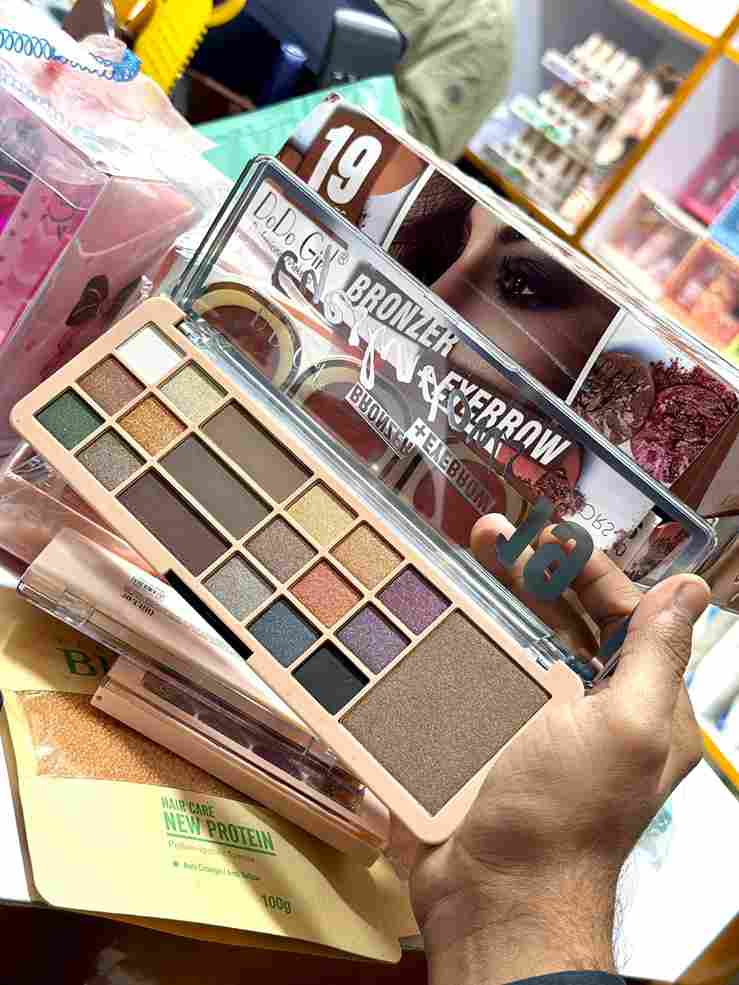 Girl Bronzer + Eyebrow kit